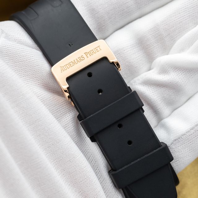 Audemars Piguet Royal Oak 15400OR.OO.D088CR.01 Image 3